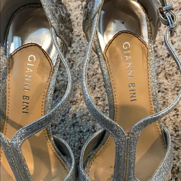 Gianni Bini platform shoes - Picture 5 of 5